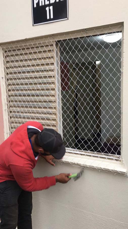 Instalação Profissional de Redes Para Sacadas Com Animais e Crianças