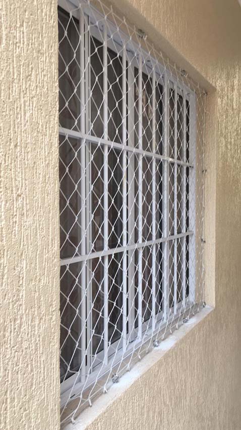 Redes Para Gatos e Crianças Com Piscina Em Sacadas Pequenas